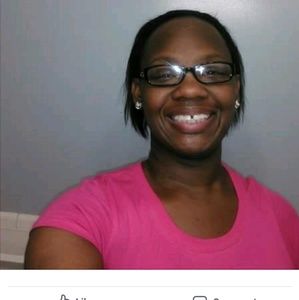 Meet your Posher, Angelique